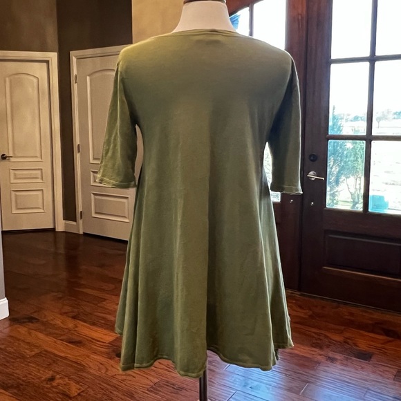 Free People Green Melrose Swing Tunic Top Size Small Green Oversized Raw Edges - Picture 9 of 16
